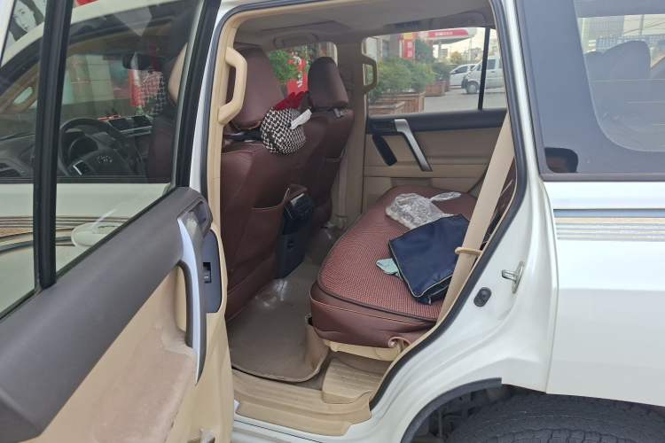 Used Toyota Prado 2016 2700 Middle East Version Left Rear Seat