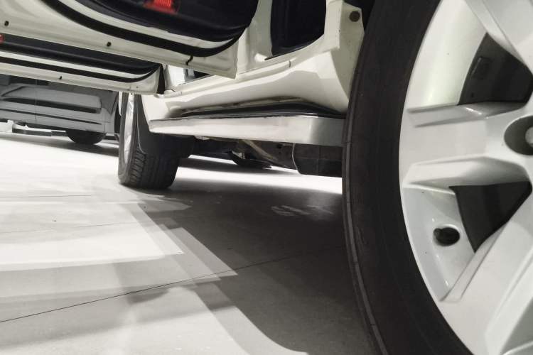 Used Toyota Prado 2016 2.7L Automatic Standard Edition Left Side Sill