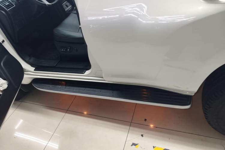 Used Toyota Prado 2016 3.5L Automatic TX-L Left Side Sill