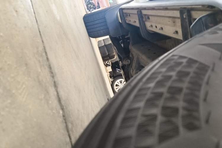 Used Toyota Prado 2016 2.7L Automatic Standard Edition Left Side Sill