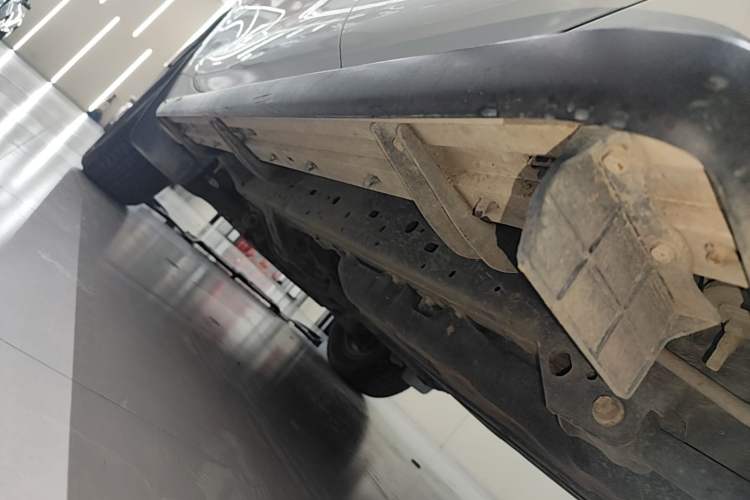 Used Toyota Prado 2016 2.7L Automatic Standard Edition Left Side Sill