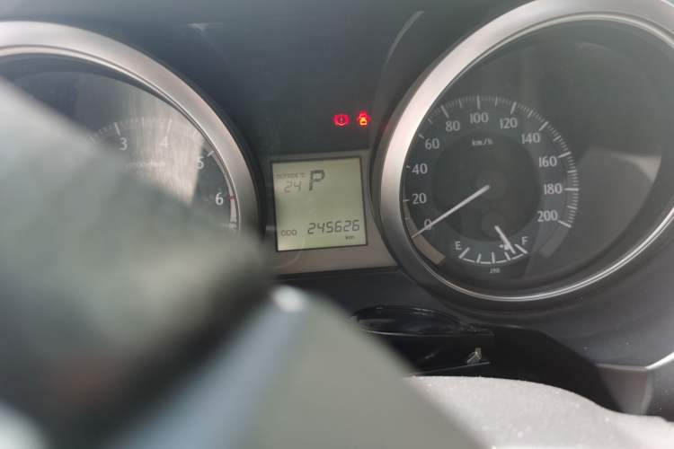Used Toyota Prado 2016 2.7L Automatic Standard Edition Odometer Close Up