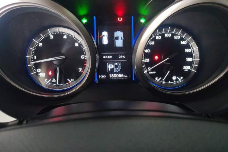 Used Toyota Prado 2016 3.5L Automatic TX-L Odometer Close Up