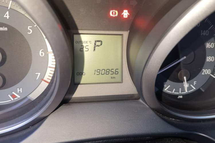 Used Toyota Prado 2016 2.7L Automatic Luxury Edition Odometer Close Up