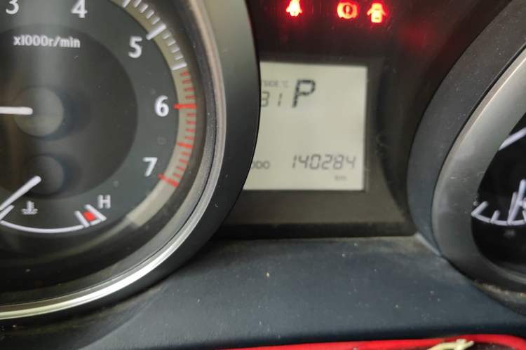 Used Toyota Prado 2016 2.7L Automatic Standard Edition Odometer Close Up