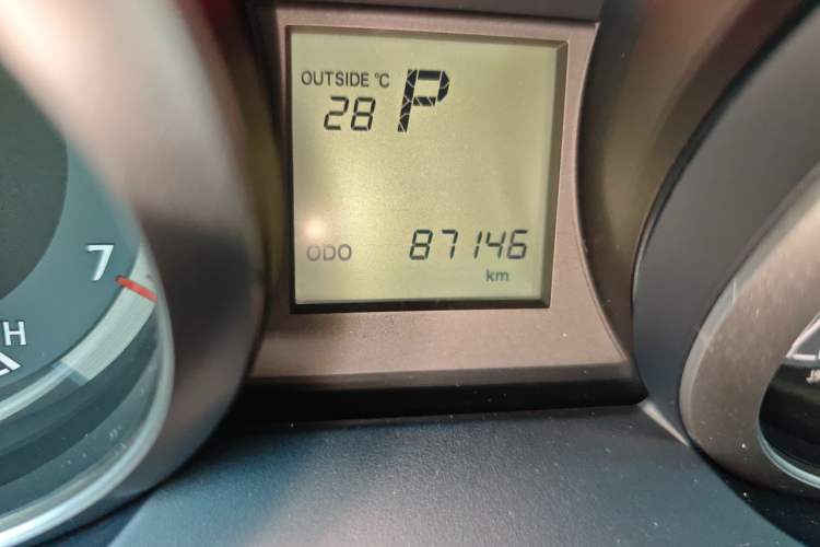 Used Toyota Prado 2016 2.7L Automatic Standard Edition Odometer Close Up