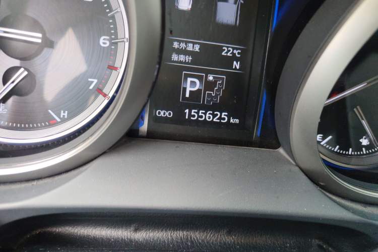 Used Toyota Prado 2016 3.5L Automatic TX-L NAVI Odometer Close Up