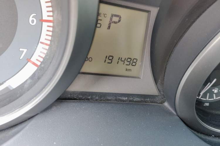 Used Toyota Prado 2016 2.7L Automatic Standard Edition Odometer Close Up