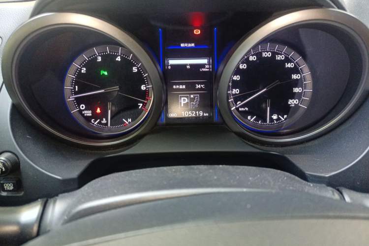 Used Toyota Prado 2016 3.5L Automatic TX-L Odometer Close Up
