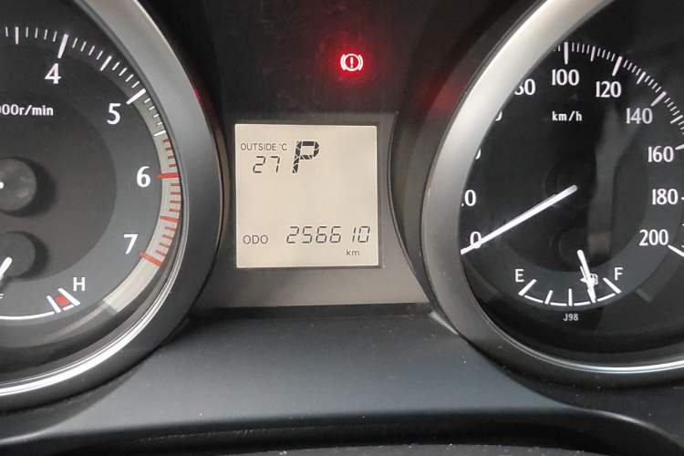 Used Toyota Prado 2016 2.7L Automatic Standard Edition Odometer Close Up