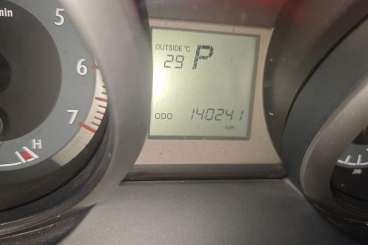 Used Toyota Prado 2016 2.7L Automatic Standard Edition Odometer Close Up