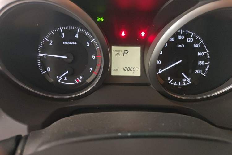 Used Toyota Prado 2016 2.7L Automatic Standard Edition Odometer Close Up