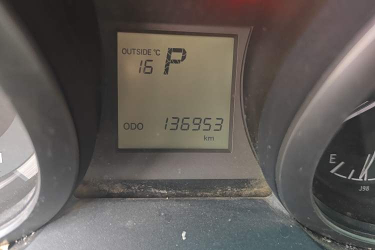 Used Toyota Prado 2016 2.7L Automatic Standard Edition Odometer Close Up