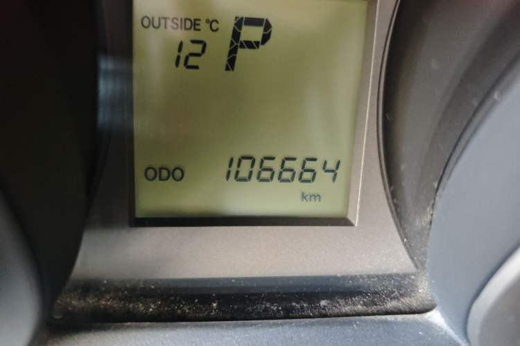 Used Toyota Prado 2016 2.7L Automatic Standard Edition Odometer Close Up