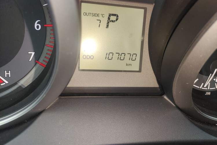 Used Toyota Prado 2016 2.7L Automatic Luxury Edition Odometer Close Up