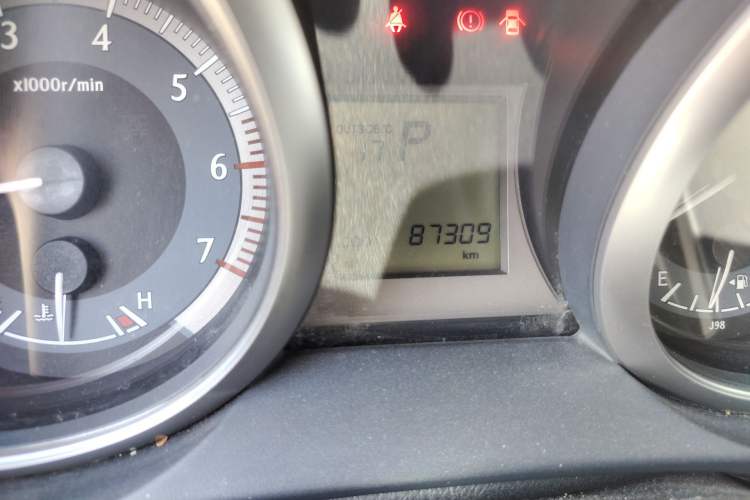 Used Toyota Prado 2016 2.7L Automatic Standard Edition Odometer Close Up