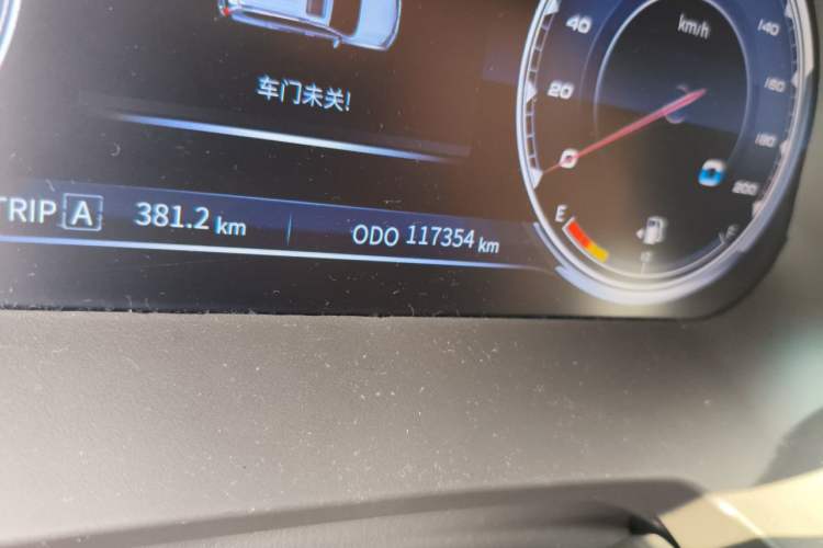 Used Toyota Prado 2016 4.0L 7-Seater Gasoline Middle East Version Odometer Close Up