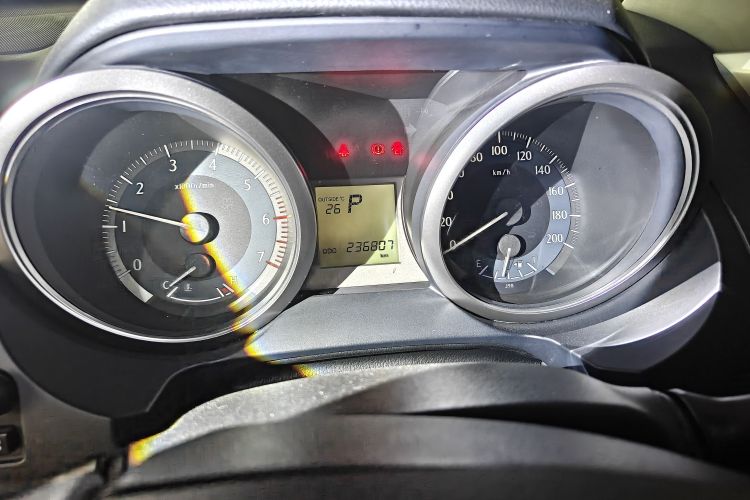 Used Toyota Prado 2016 2.7L Automatic Standard Edition Odometer Close Up