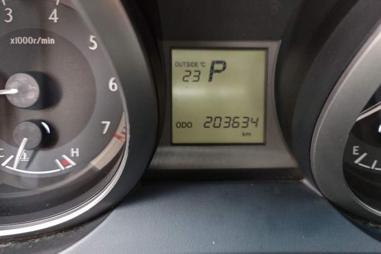 Used Toyota Prado 2016 2.7L Automatic Luxury Edition Odometer Close Up