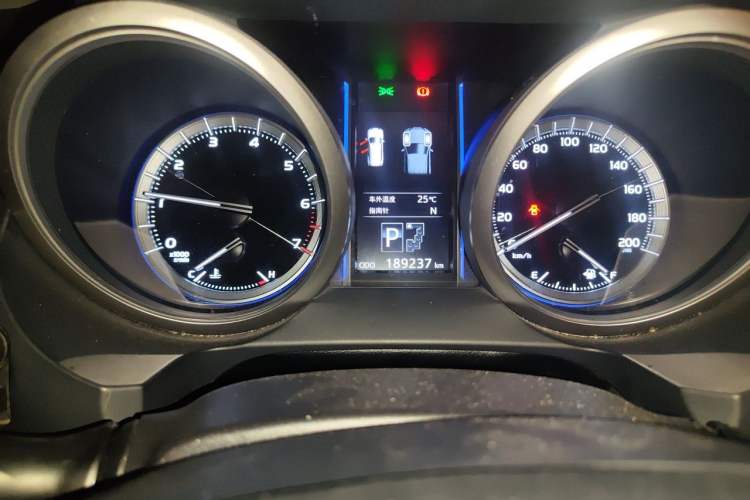 Used Toyota Prado 2016 3.5L Automatic TX-L NAVI Odometer Close Up