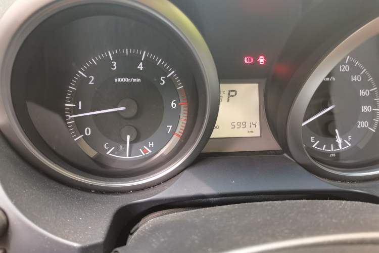 Used Toyota Prado 2016 2.7L Automatic Standard Edition Odometer Close Up