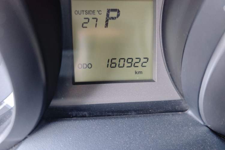 Used Toyota Prado 2016 2.7L Automatic Standard Edition Odometer Close Up