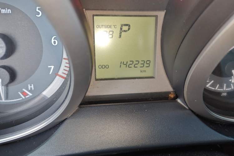 Used Toyota Prado 2016 2.7L Automatic Standard Edition Odometer Close Up