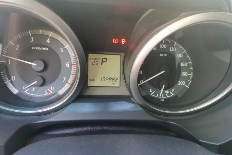 Used Toyota Prado 2016 2.7L Automatic Standard Edition Odometer Close Up