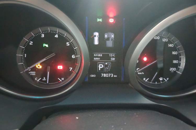 Used Toyota Prado 2016 3.5L Automatic TX-L NAVI Odometer Close Up