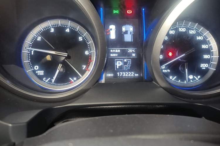 Used Toyota Prado 2016 3.5L Automatic TX-L NAVI Odometer Close Up