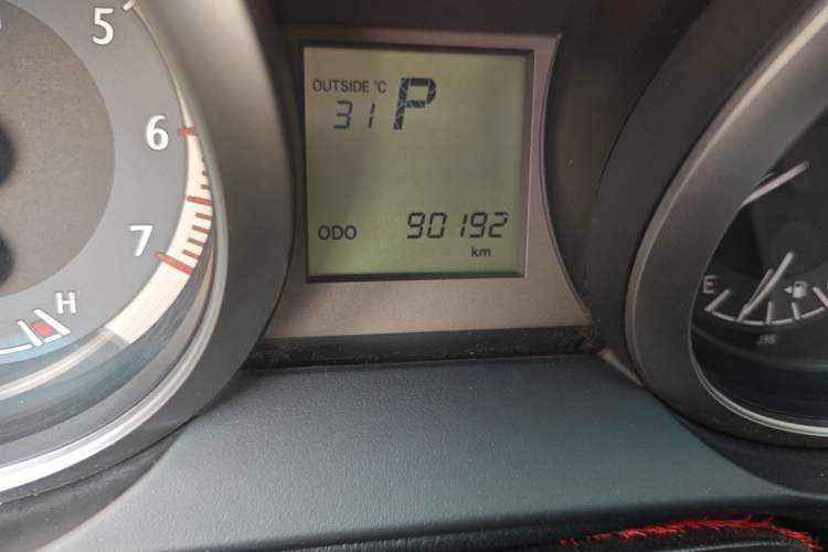 Used Toyota Prado 2016 2.7L Automatic Standard Edition Odometer Close Up