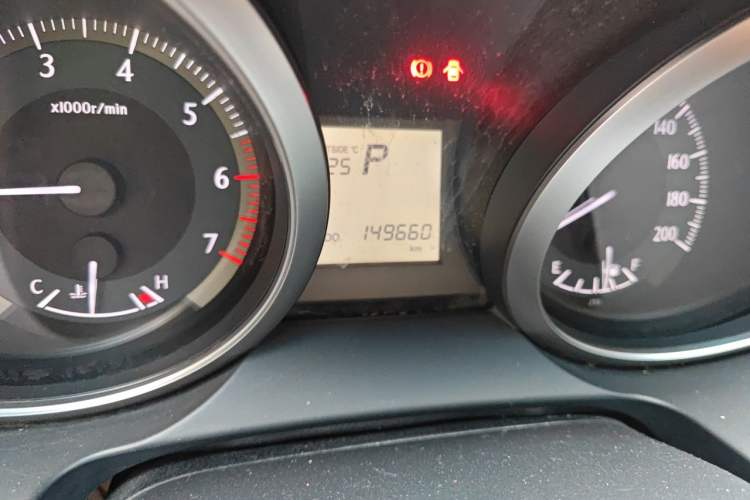 Used Toyota Prado 2016 2.7L Automatic Standard Edition Odometer Close Up