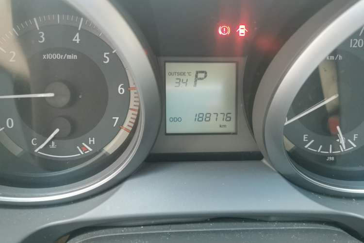 Used Toyota Prado 2016 2.7L Automatic Standard Edition Odometer Close Up