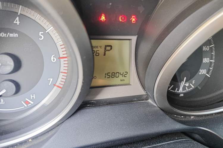 Used Toyota Prado 2016 2.7L Automatic Standard Edition Odometer Close Up