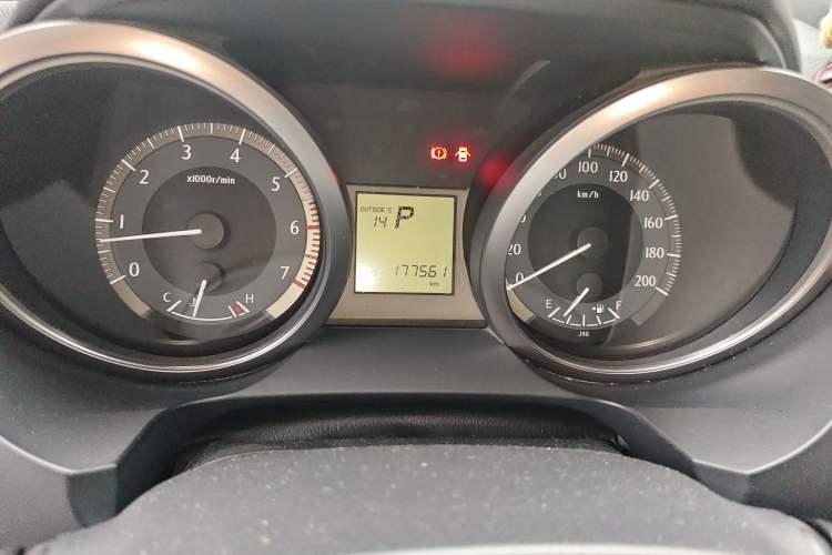 Used Toyota Prado 2016 2.7L Automatic Standard Edition Odometer Close Up