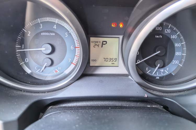 Used Toyota Prado 2016 2.7L Automatic Luxury Edition Odometer Close Up