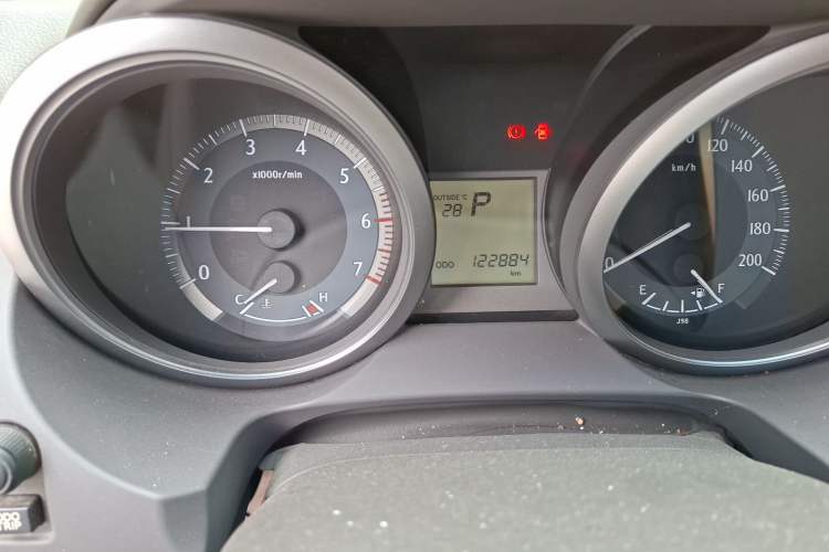 Used Toyota Prado 2016 2.7L Automatic Luxury Edition Odometer Close Up