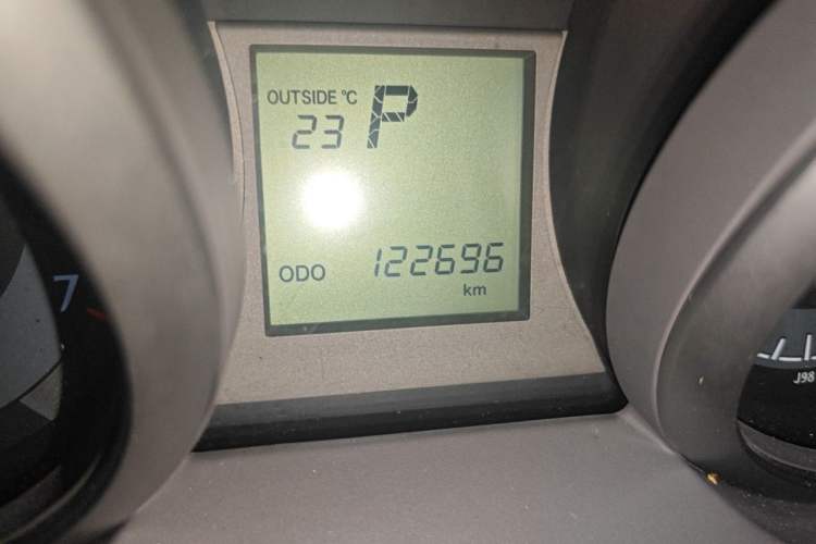 Used Toyota Prado 2016 2.7L Automatic Standard Edition Odometer Close Up