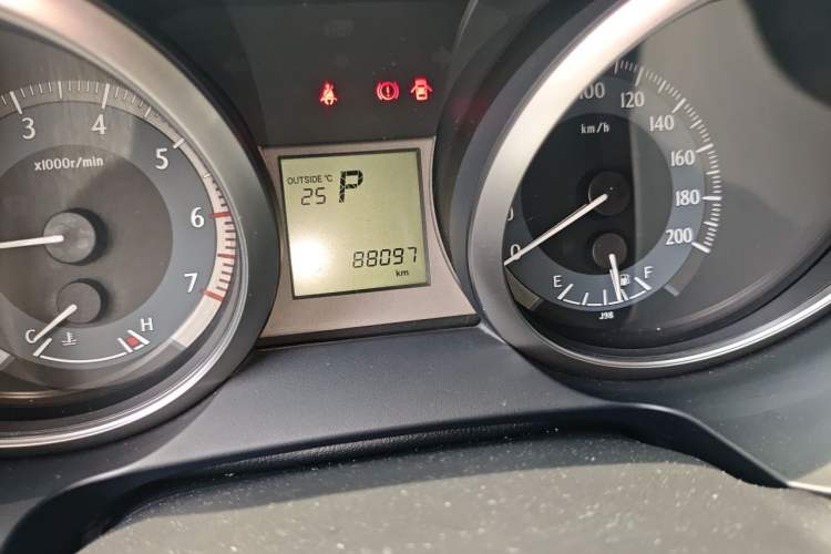 Used Toyota Prado 2016 2.7L Automatic Standard Edition Odometer Close Up