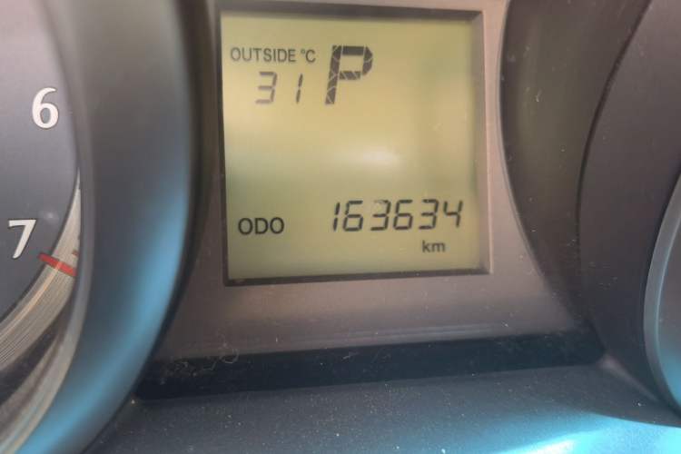 Used Toyota Prado 2016 2.7L Automatic Standard Edition Odometer Close Up
