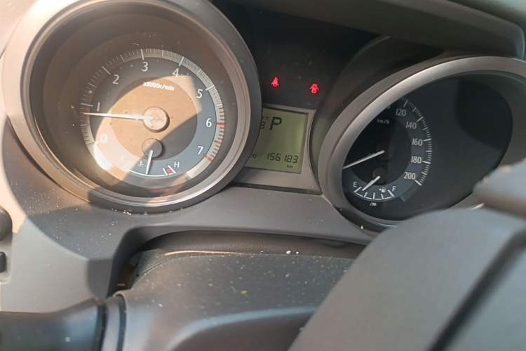 Used Toyota Prado 2016 2.7L Automatic Luxury Edition Odometer Close Up