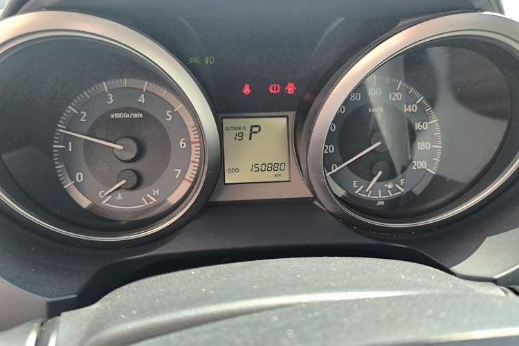 Used Toyota Prado 2016 2.7L Automatic Standard Edition Odometer Close Up