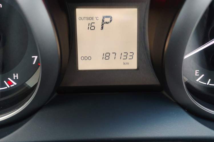 Used Toyota Prado 2016 2.7L Automatic Standard Edition Odometer Close Up