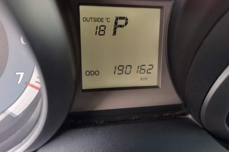 Used Toyota Prado 2016 2.7L Automatic Standard Edition Odometer Close Up