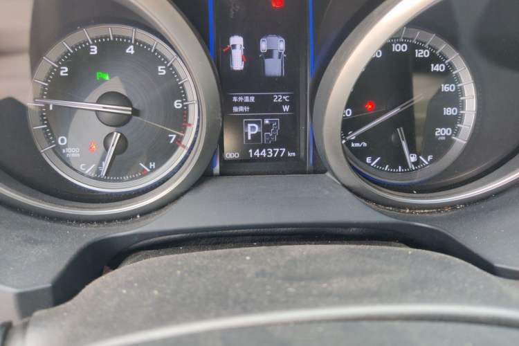 Used Toyota Prado 2016 3.5L Automatic TX-L NAVI Odometer Close Up