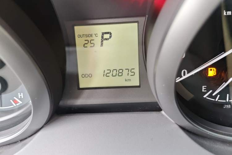 Used Toyota Prado 2016 2.7L Automatic Standard Edition Odometer Close Up