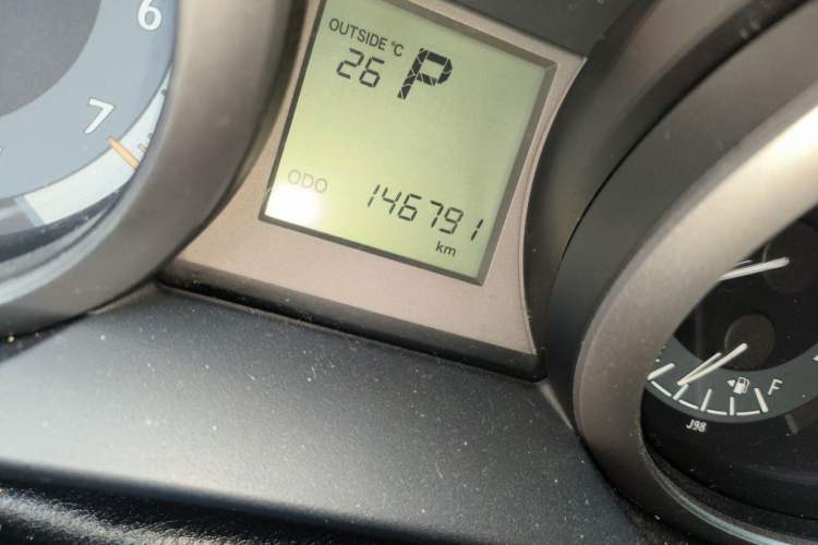 Used Toyota Prado 2016 2.7L Automatic Standard Edition Odometer Close Up