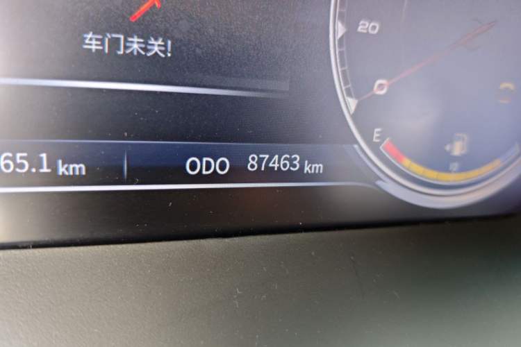 Used Toyota Prado 2016 2.7L Automatic Standard Edition Odometer Close Up