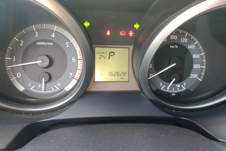 Used Toyota Prado 2016 2.7L Automatic Standard Edition Odometer Close Up