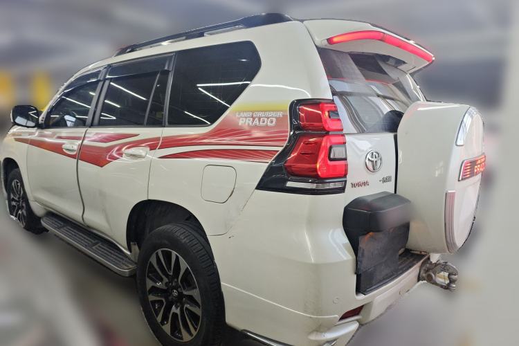 Used Toyota Prado 2016 2.7L Automatic Luxury Edition Rear Left 45 Deg